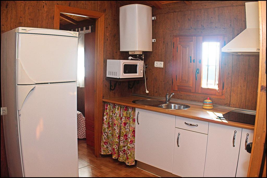 Bungalow Curro Pareja 131 Conil De La Frontera Extérieur photo